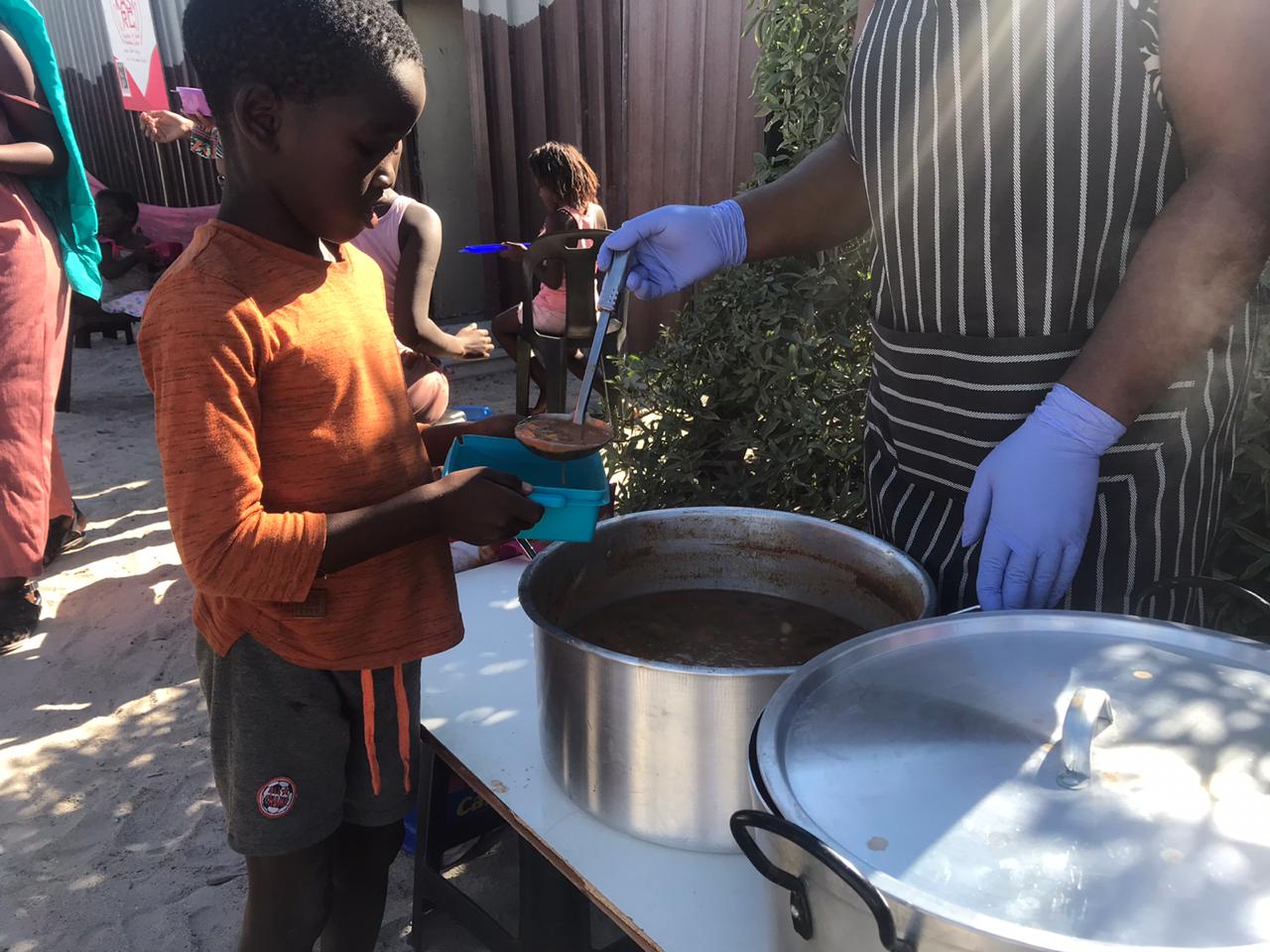 Khayelitsha Art School turns Shack Theatre into soup kitchen