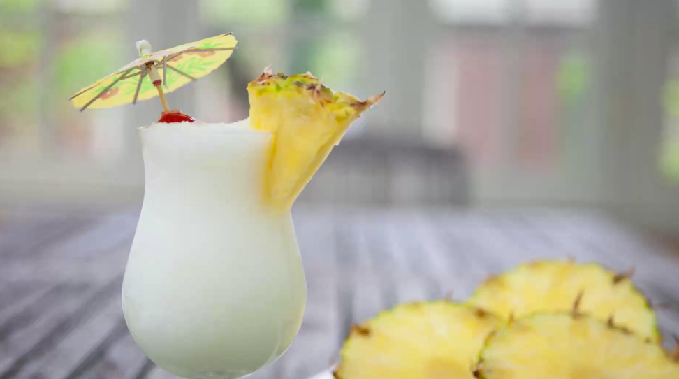 DIY Health Tonics: Virgin Pina Colada